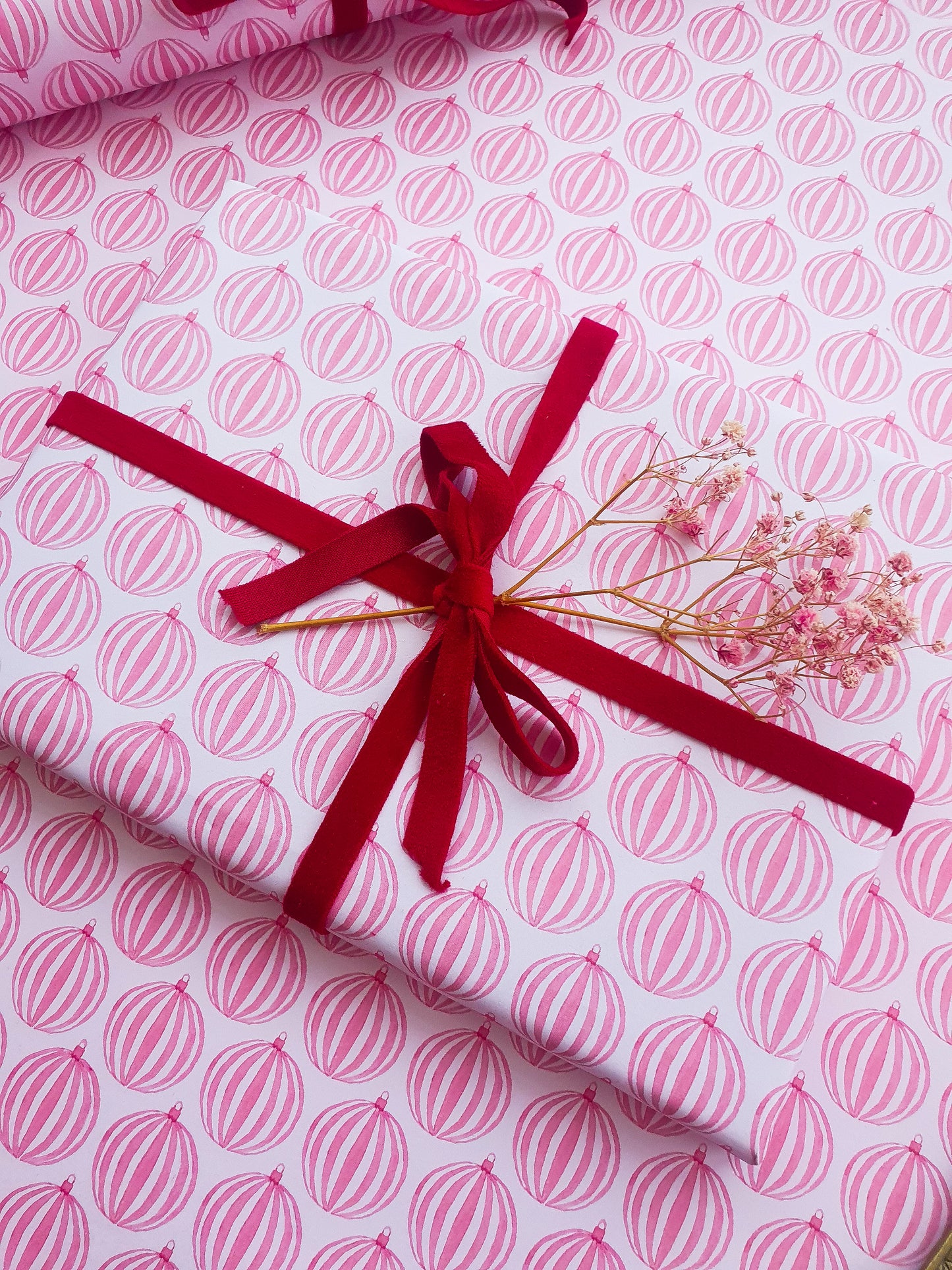 Bauble Gift Wrap